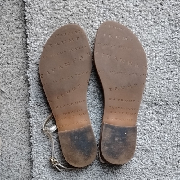 Ivanka Trump Silver Sandals with Minimalist Design - Picture 2 of 5